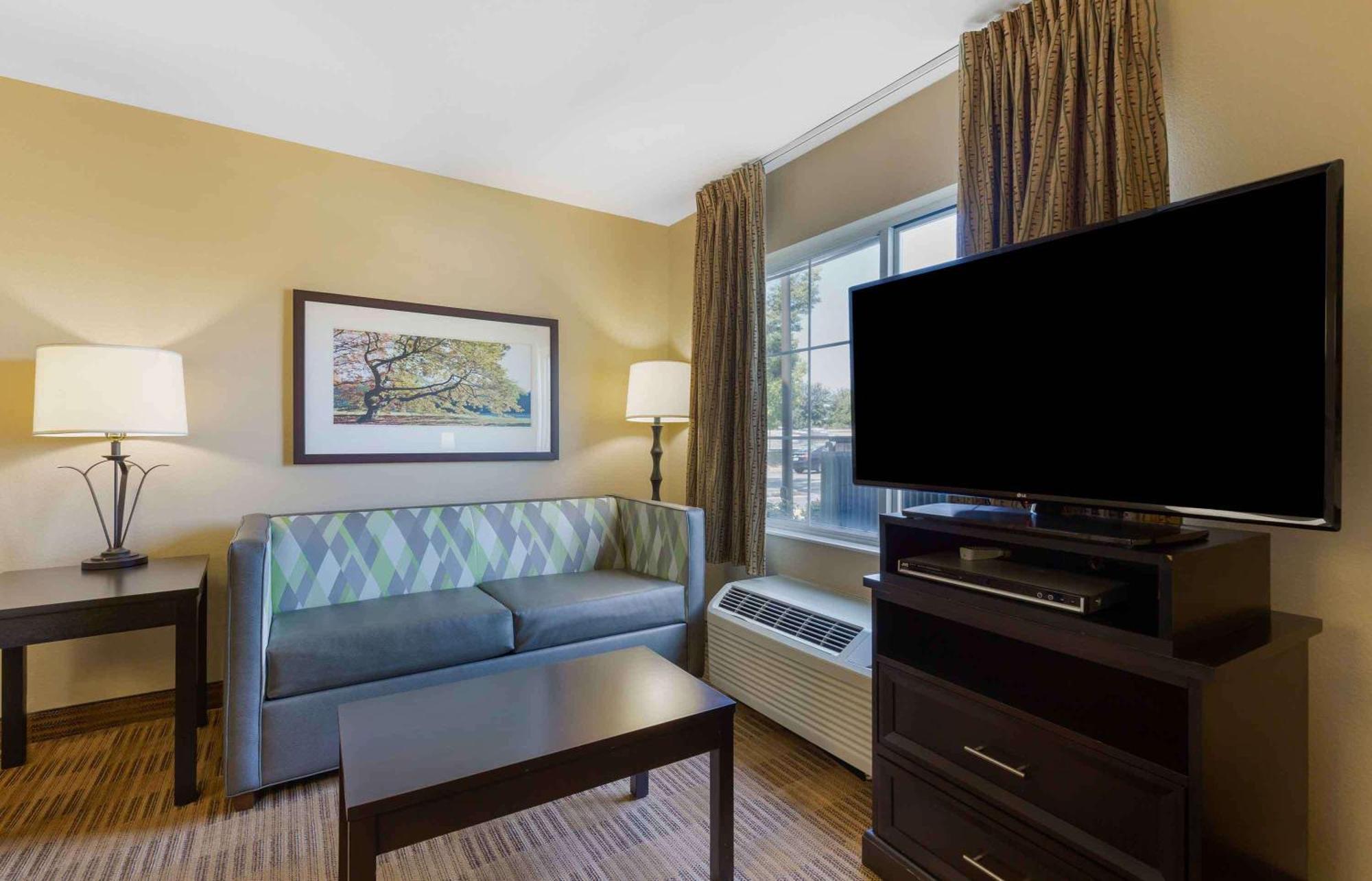 Mainstay Suites Washington Dulles Airport Chantilly Exterior photo