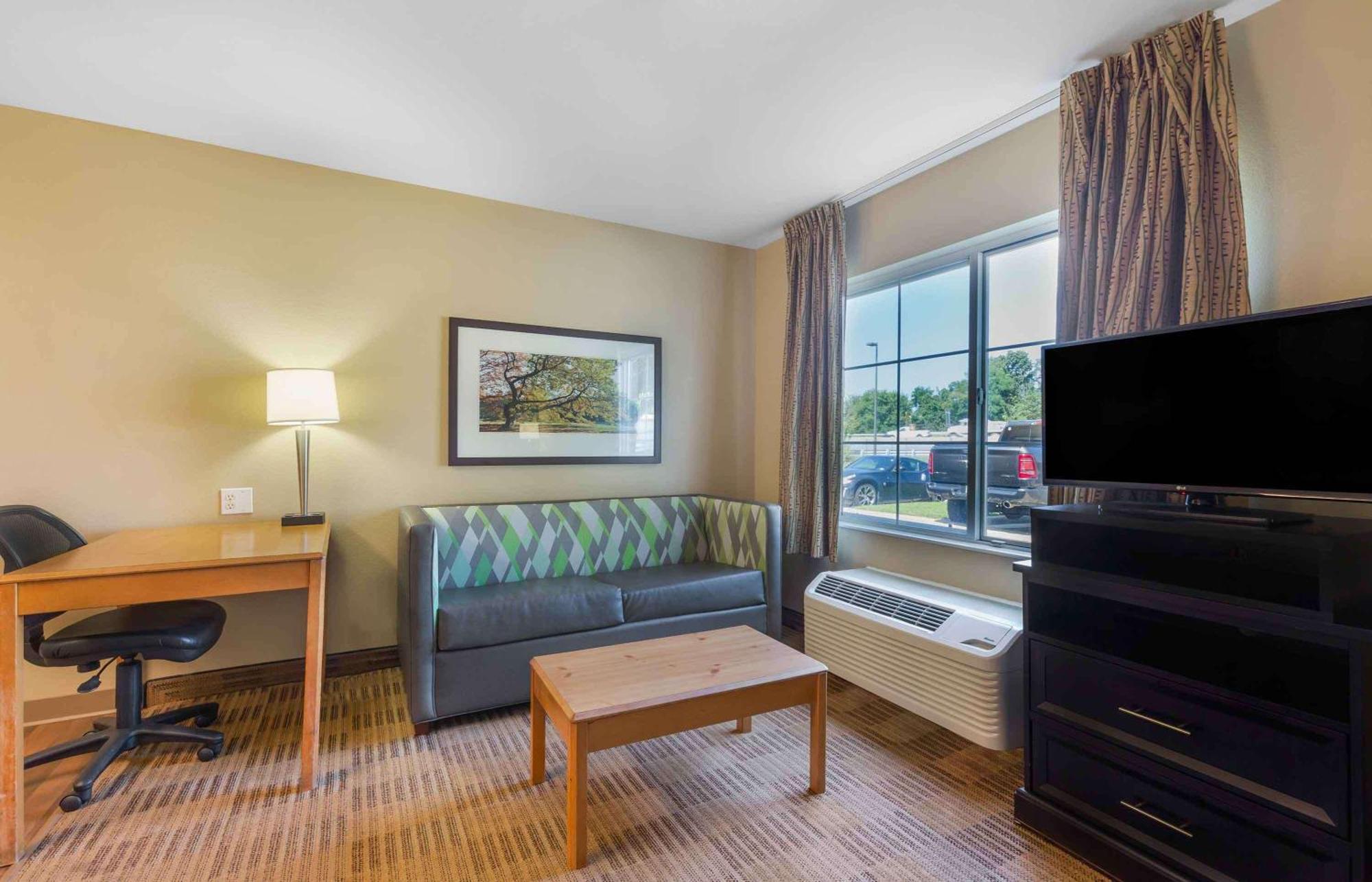 Mainstay Suites Washington Dulles Airport Chantilly Exterior photo